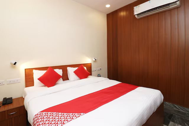 Hotel Meerut International Rooms 12